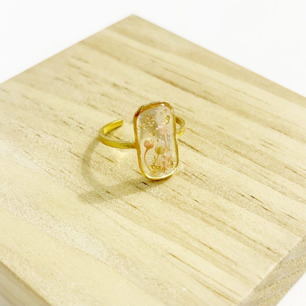 Anillo resina rectangular flores - Imagen 4
