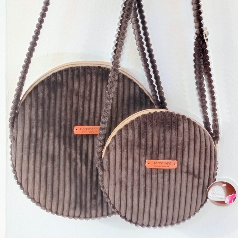 Bolso redondo pana peque (marrón chocolate)