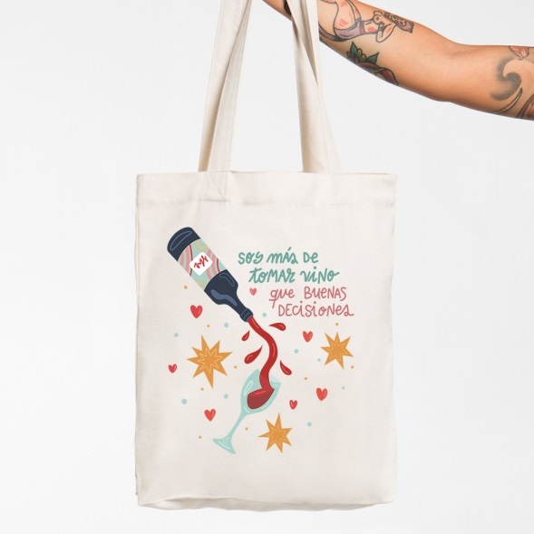 Bolso tote "Soy más de tomar vino que buenas decisiones"