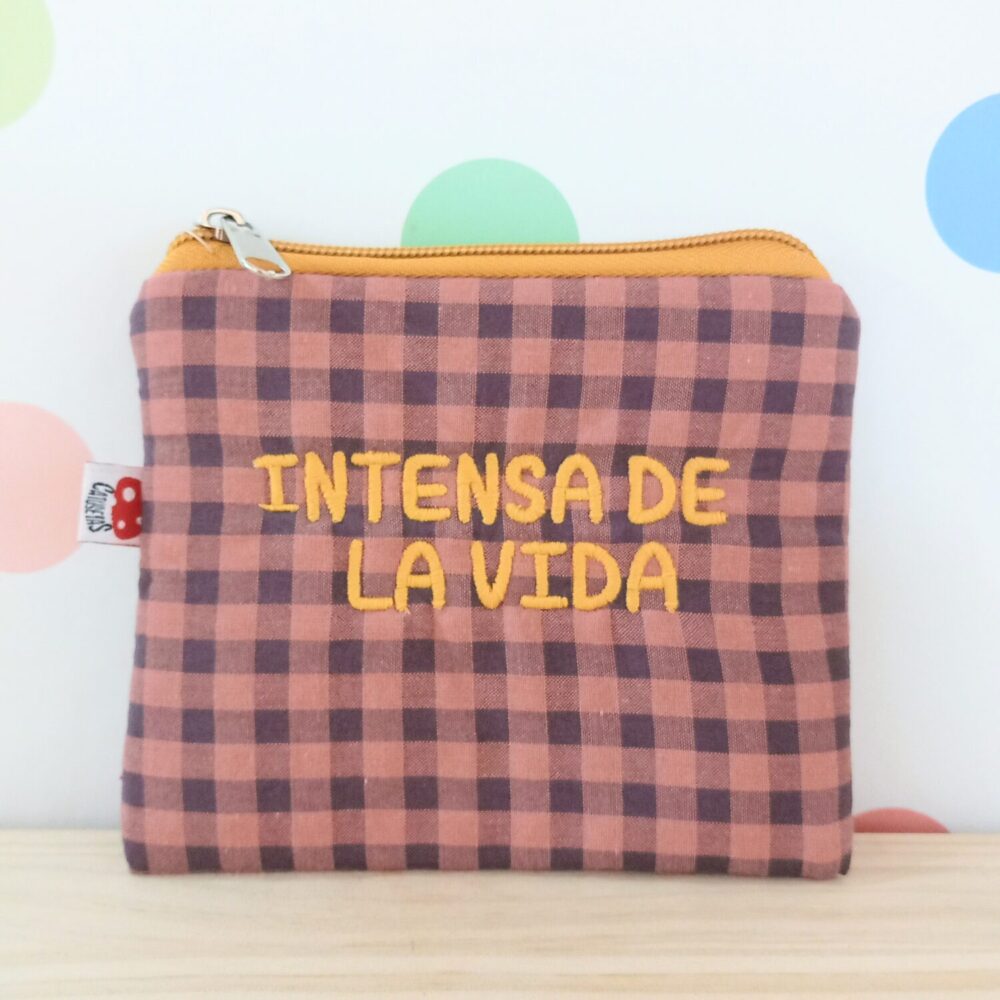 Monedero o Neceser "Intensa de la vida" (marrón)