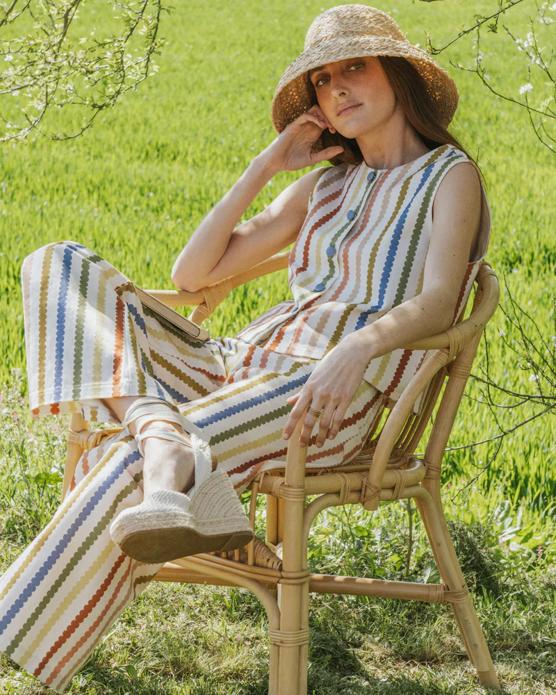 Alternative view of Chaleco Mía rayas de colores