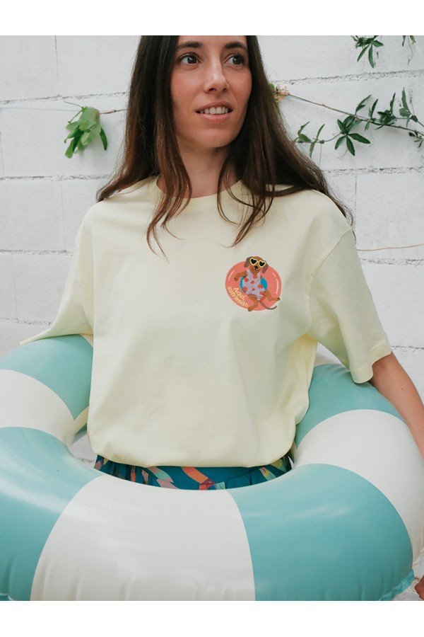 Alternative view of Camiseta "Aquí sufriendo"