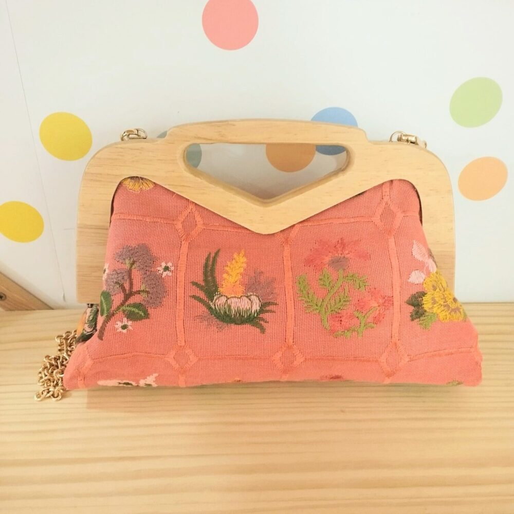 Bolso asa madera Punta Cana (salmón)