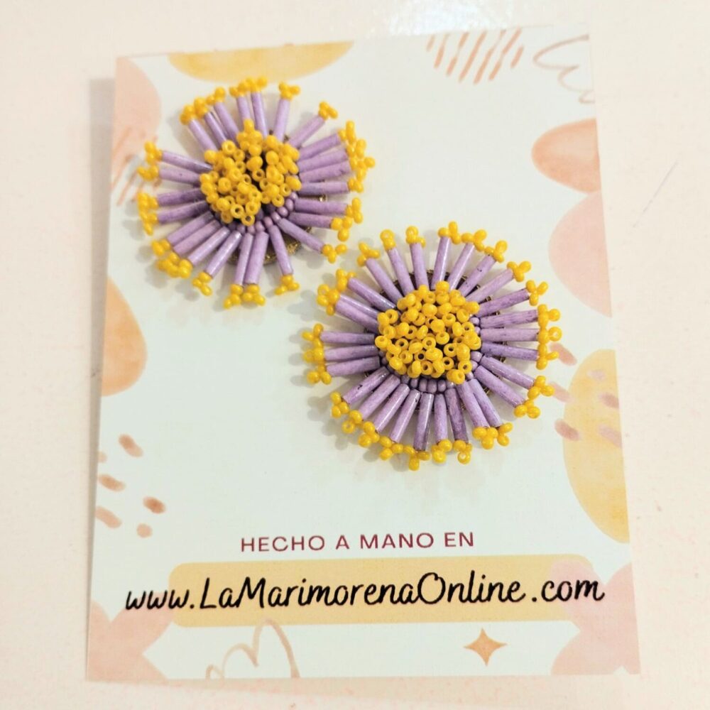 Pendientes abalorios pompón