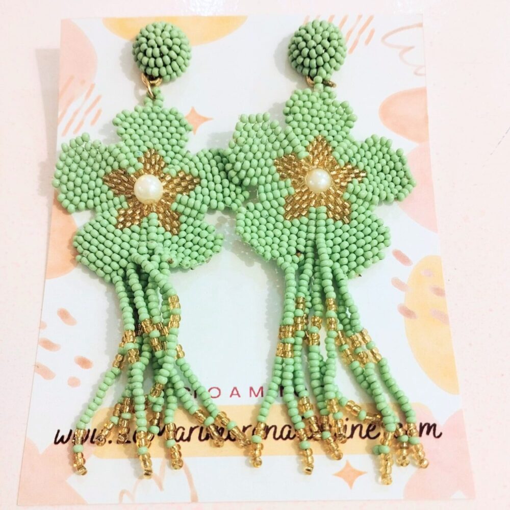 Pendientes abalorios flores verdes con flecos