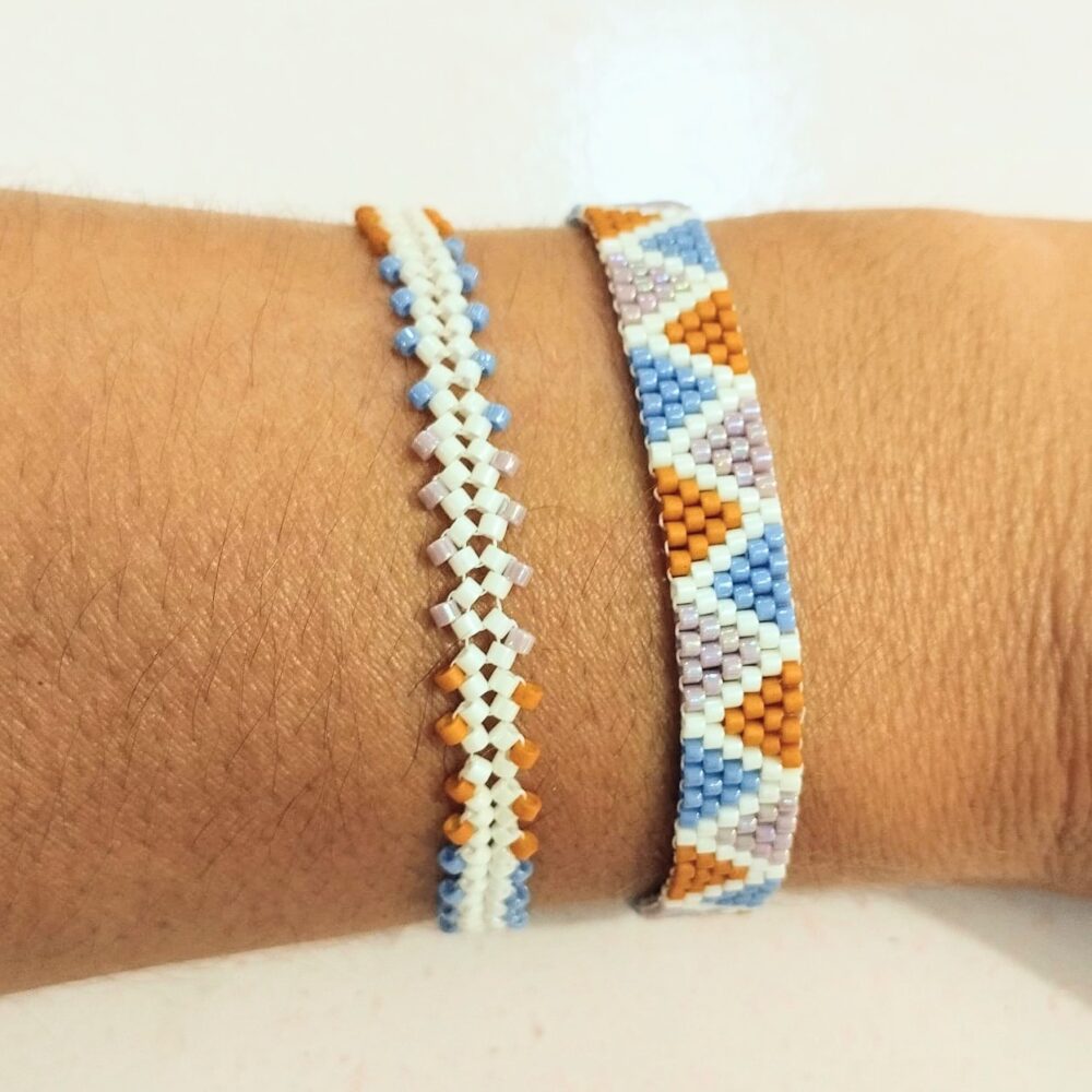 Alternative view of Pulsera ajustable triángulos delica Miyuki (azul/naranja)