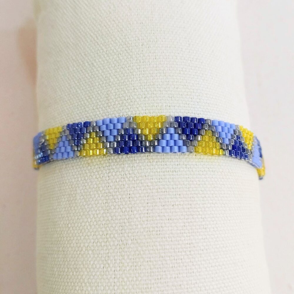 Alternative view of Pulsera ajustable triángulos delica Miyuki (azul/amarillo)