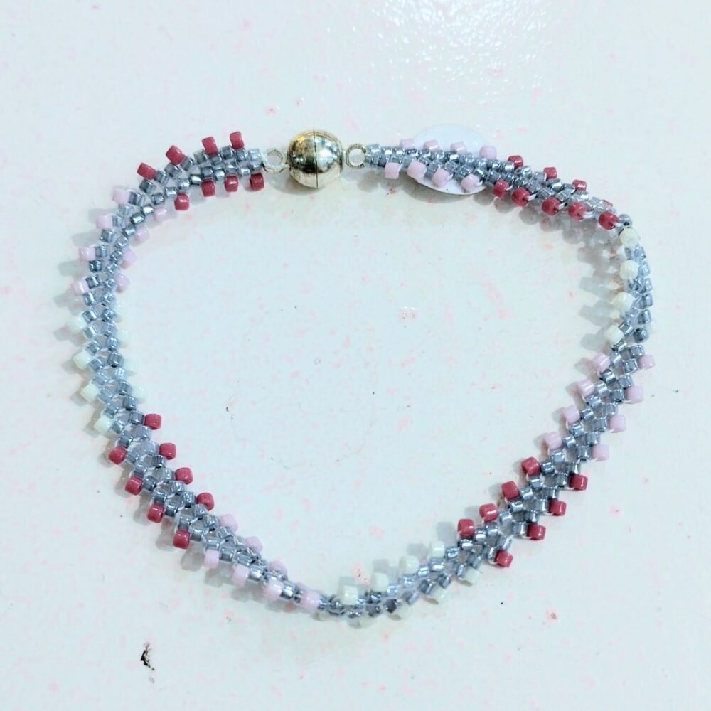 Alternative view of Pulsera ajustable espiga delica Miyuki (rosa/plateado)