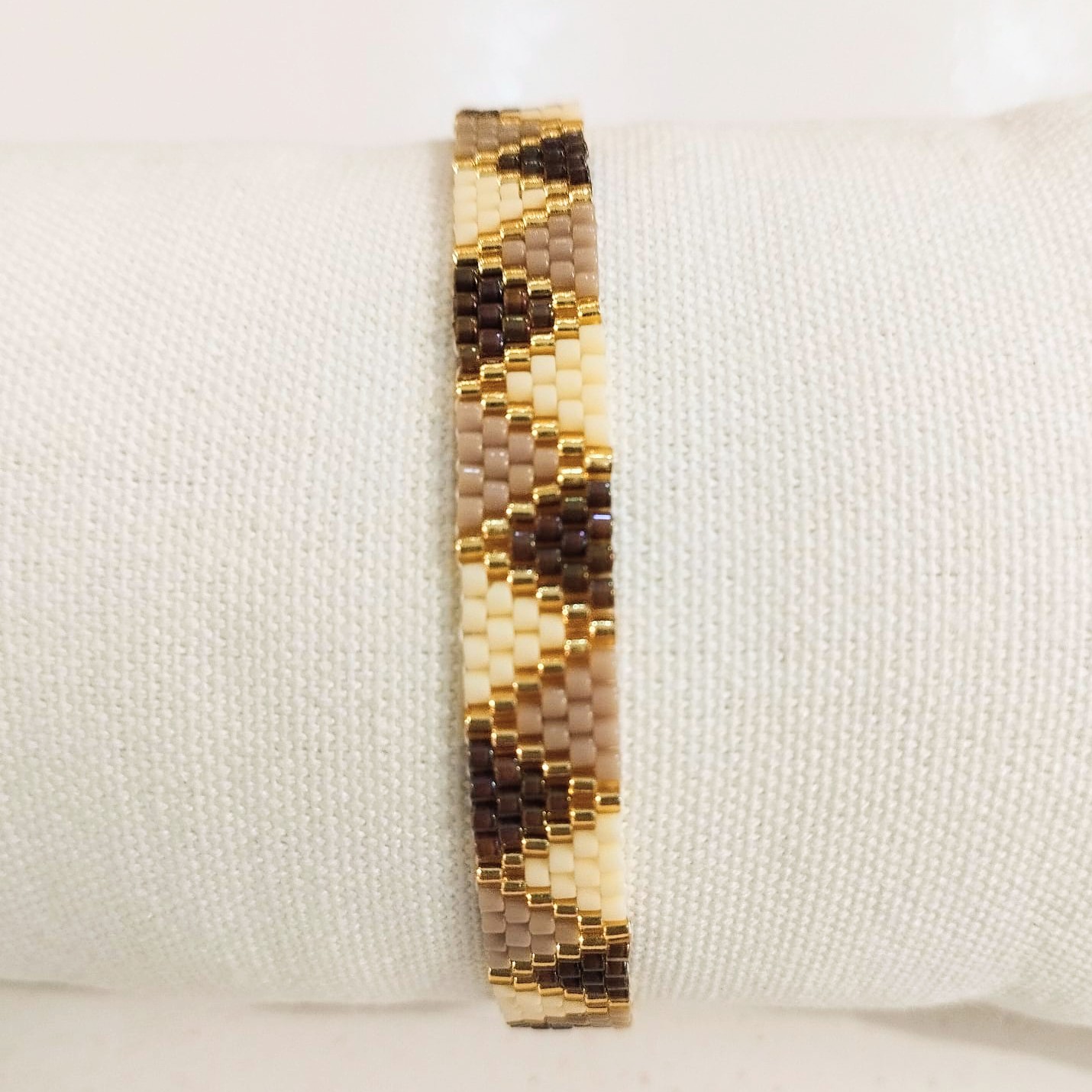 Pulsera ajustable triángulos delica Miyuki (marrón/beige) - Imagen 2