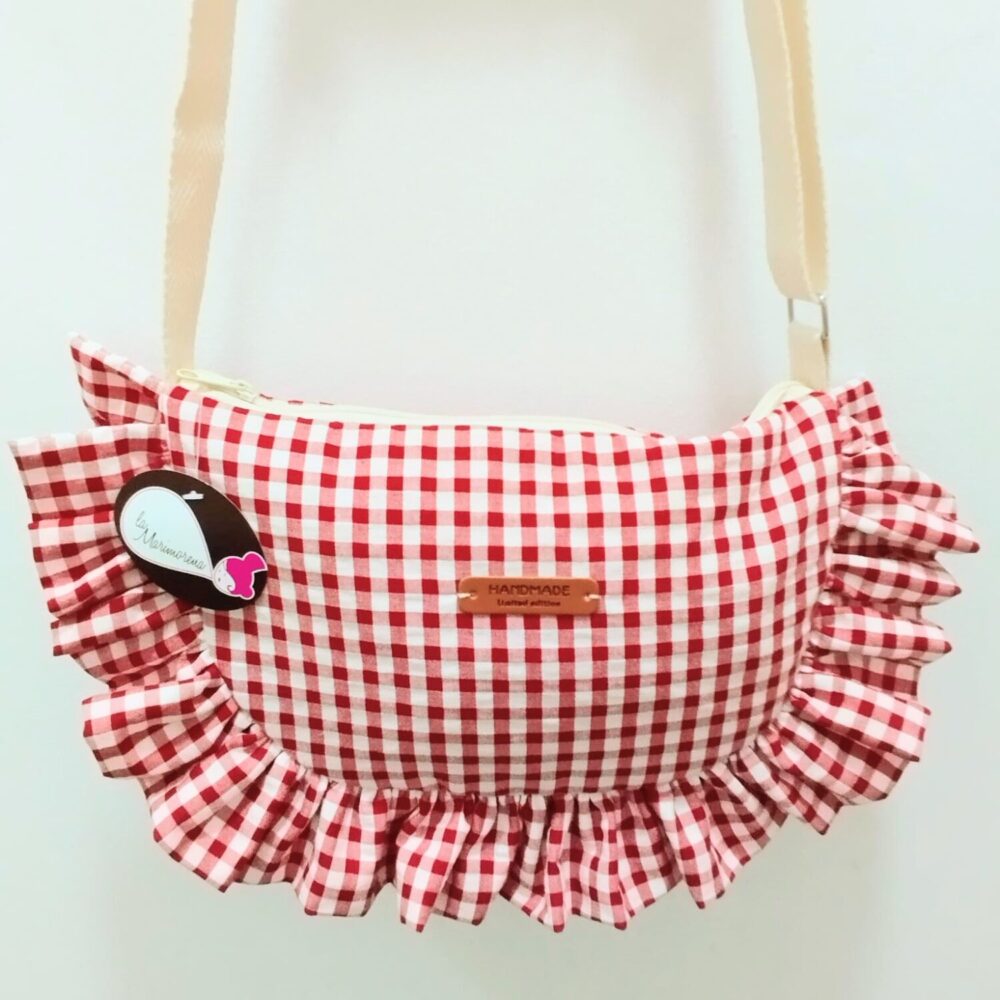 Bolso media luna volantes (vichy rojo)