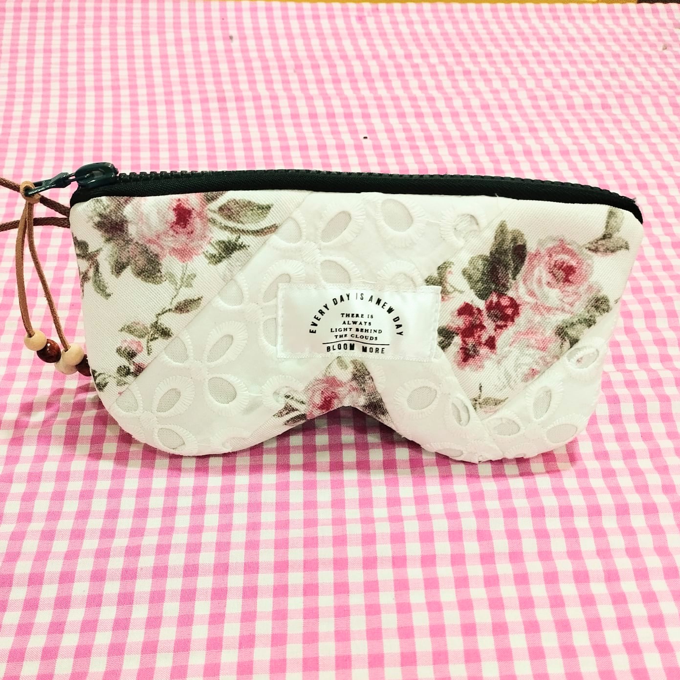 Funda gafas tela calada y flores