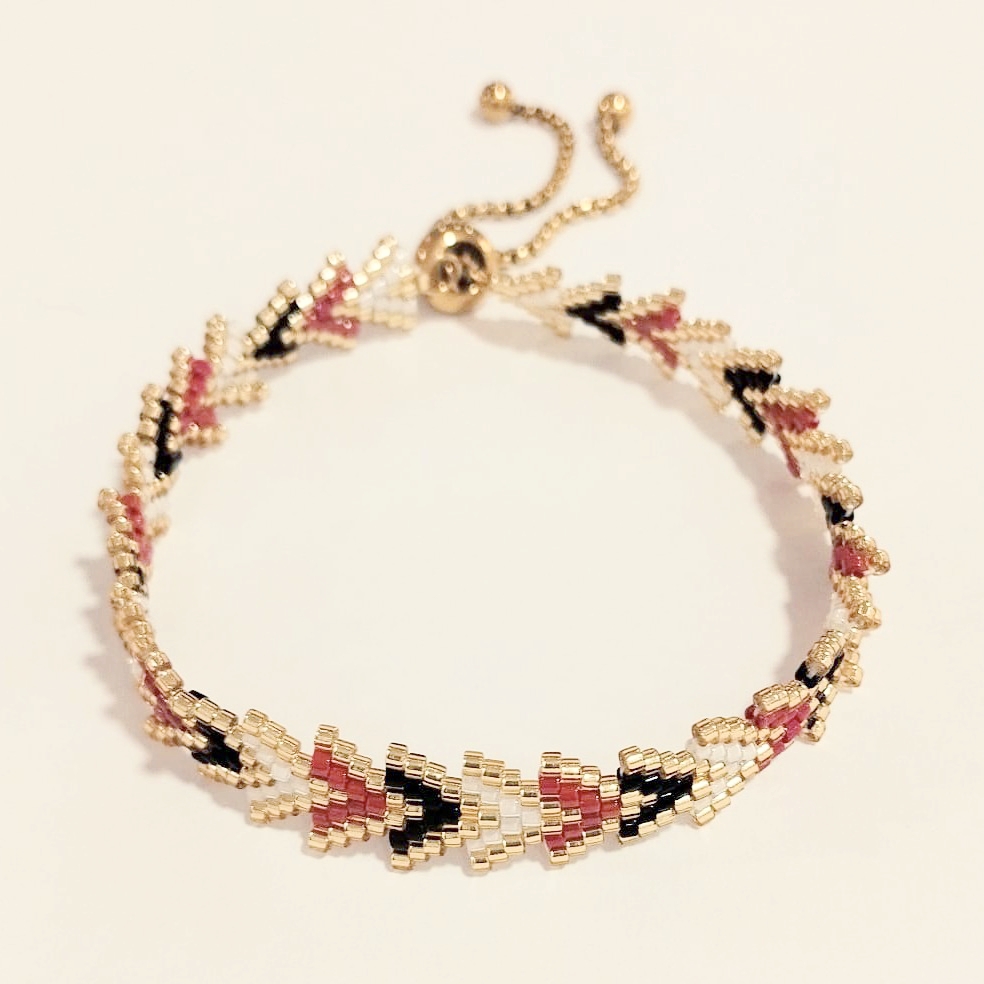 Pulsera ajustable flechitas delica Miyuki (rojo/negro)