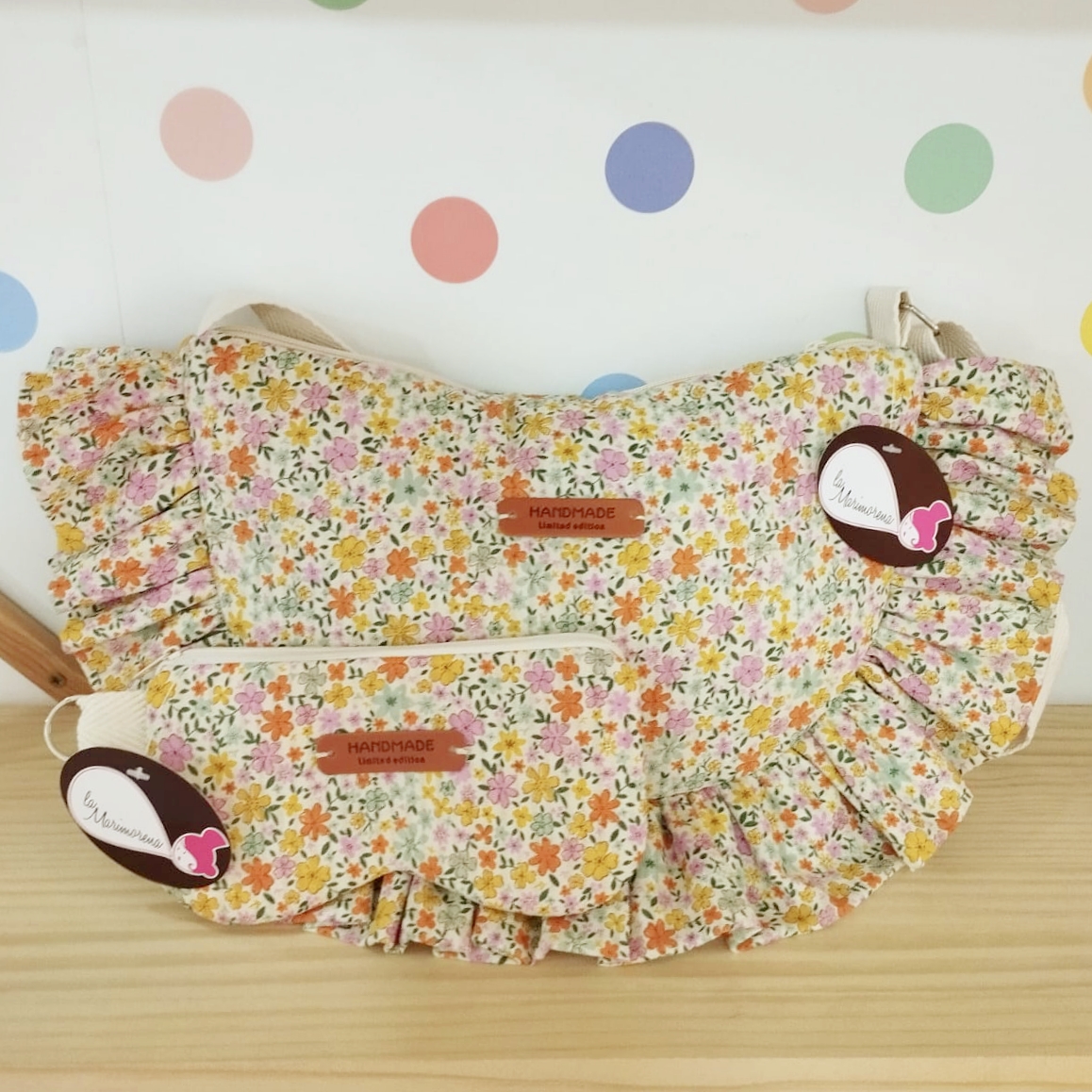 Bolso media luna volantes (flores de colores) - Imagen 2