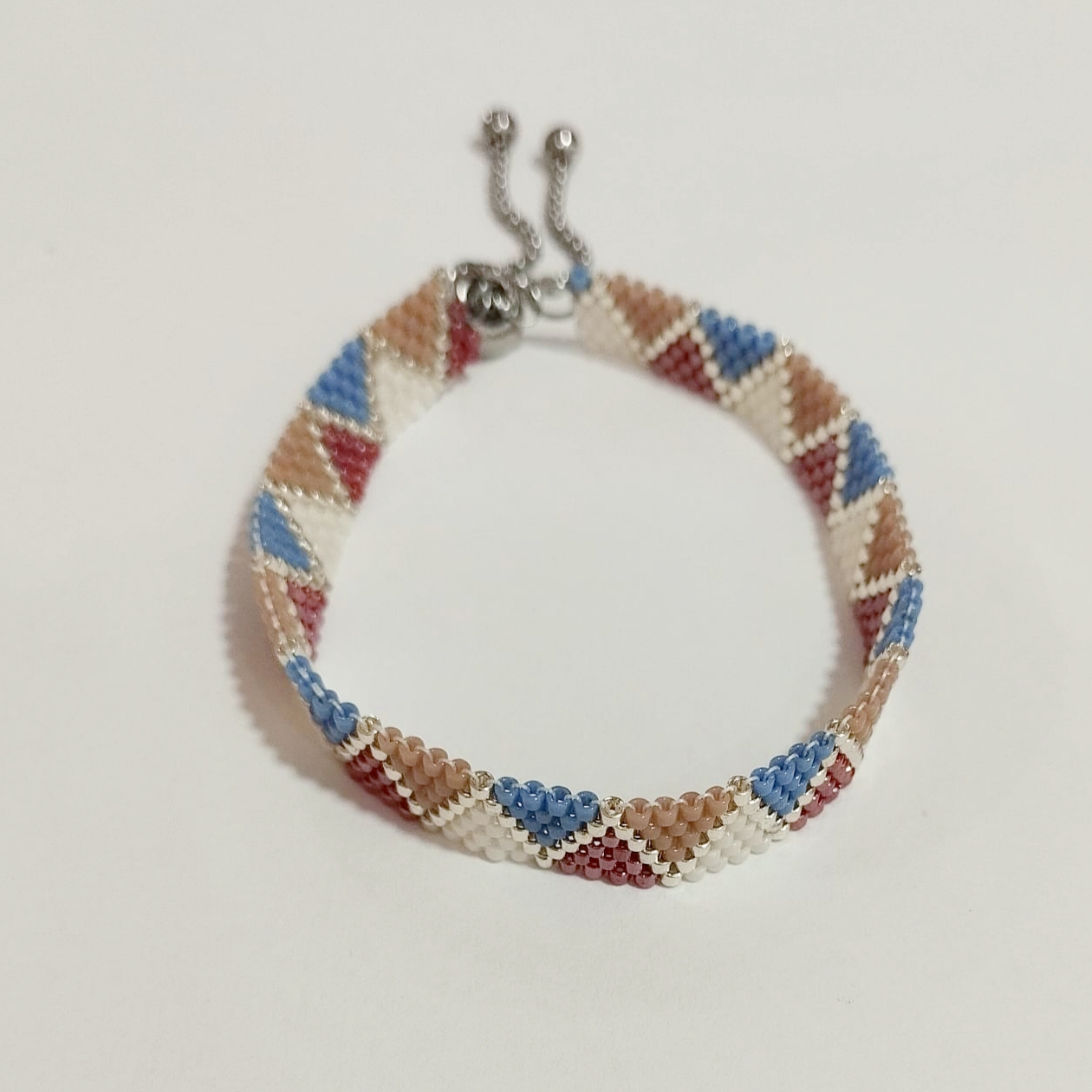 Pulsera ajustable triángulos delica Miyuki (azul/rojo) - Imagen 2