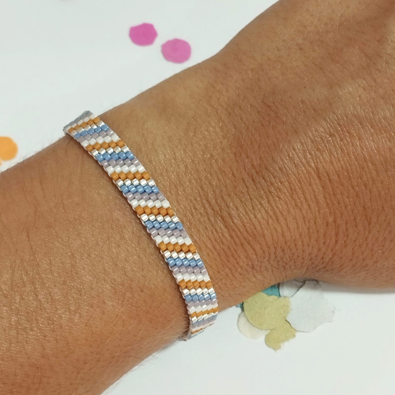 Pulsera diagonal delica Miyuki (malva/azul)