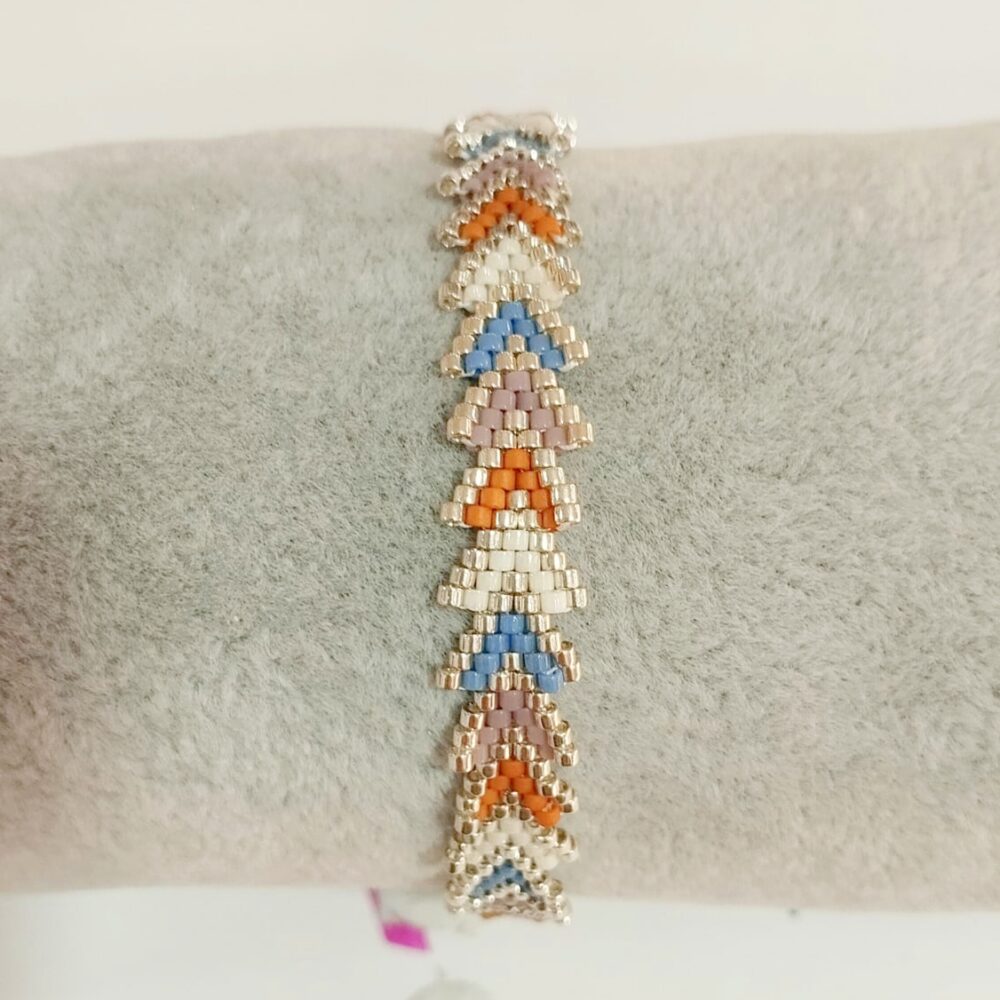 Alternative view of Pulsera ajustable flechitas delica Miyuki (azul/mostaza/plateado)