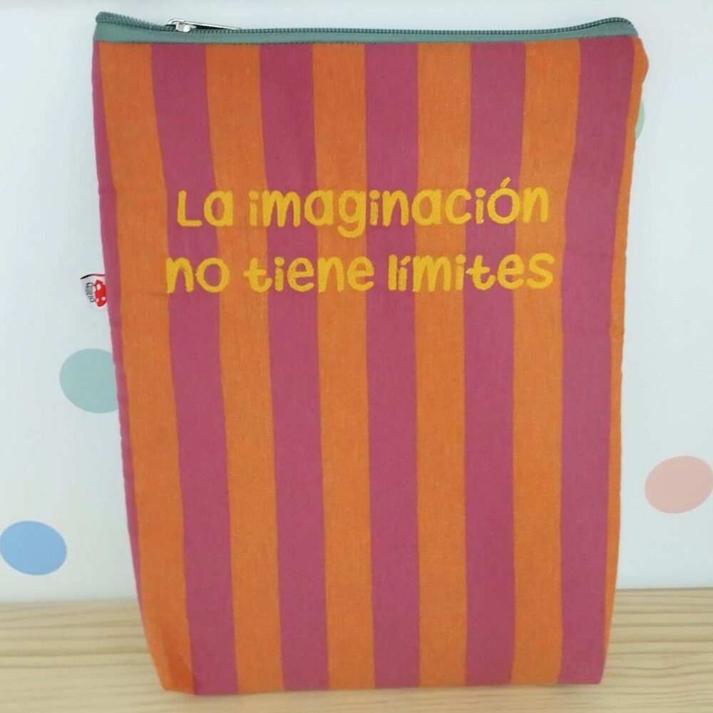 Funda libro o tablet "La imaginación no tiene límites"