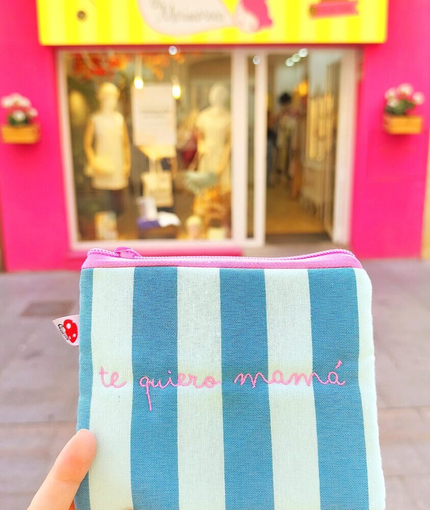Alternative view of Monedero "Te quiero mamá" (rayas gris y blanco)