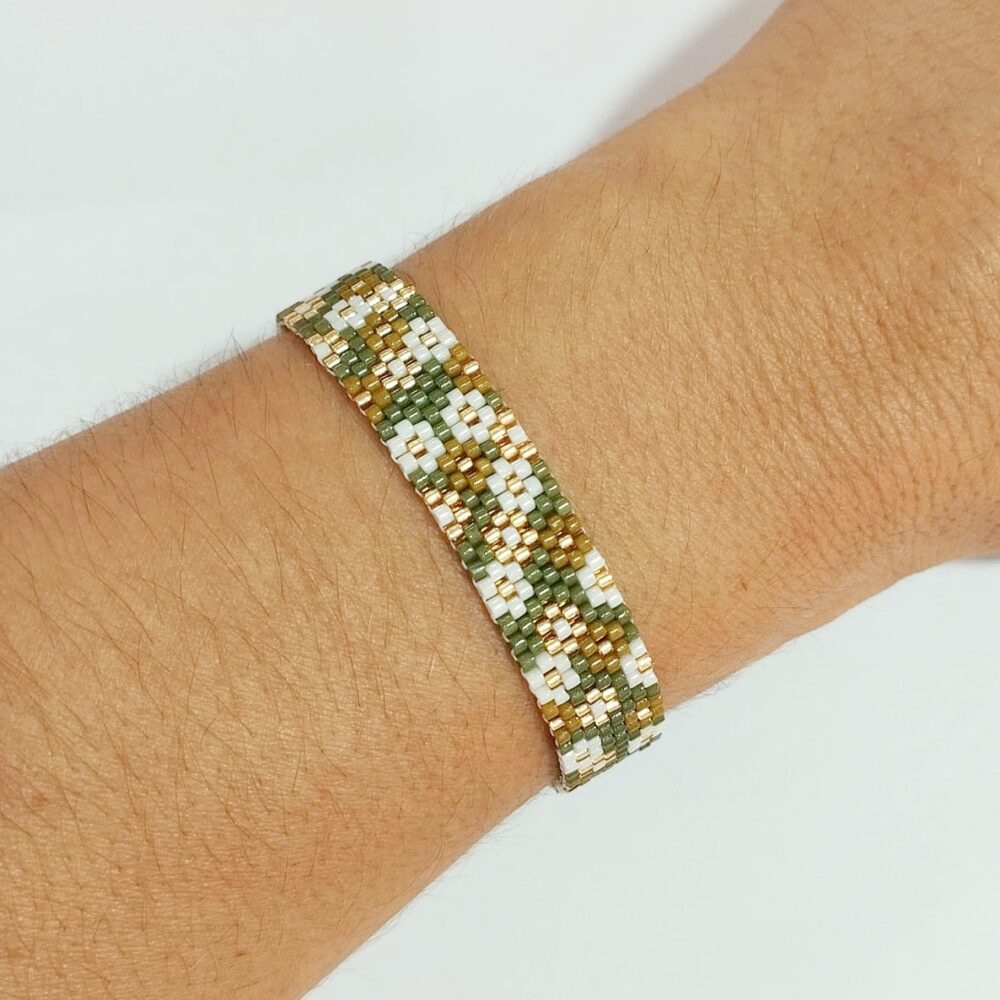 Pulsera ajustable margaritas delica Miyuki (verde)
