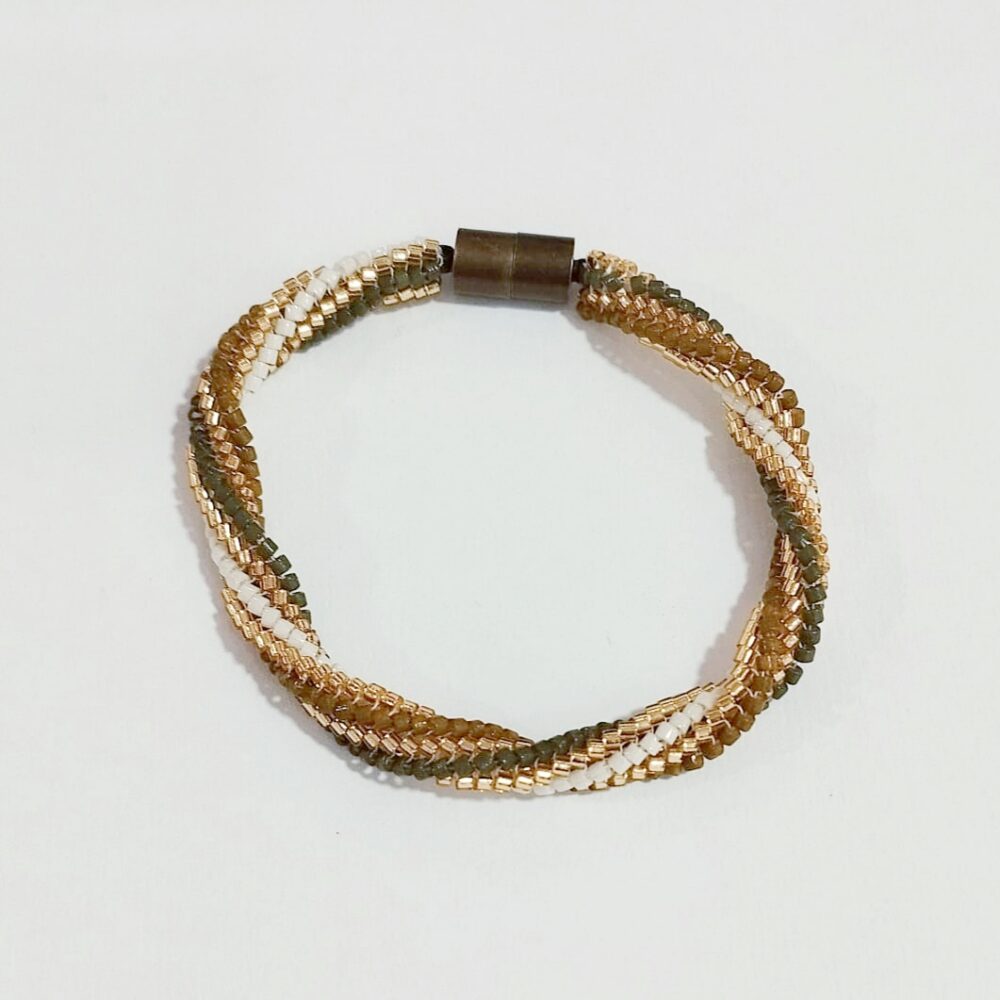 Alternative view of Pulsera tubular delica Miyuki (verde Oliva)