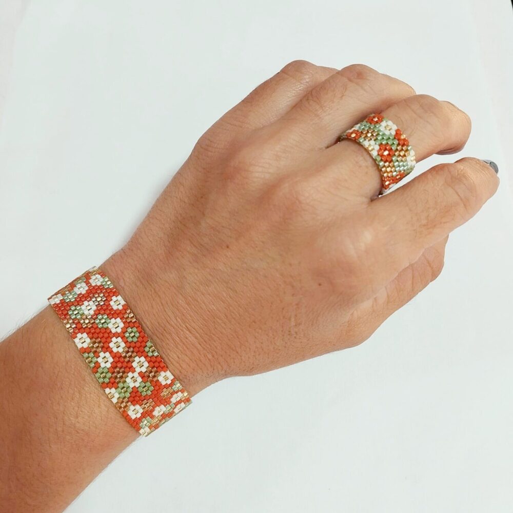 Alternative view of Brazalete ajustable margaritas delica Miyuki (Terracota)