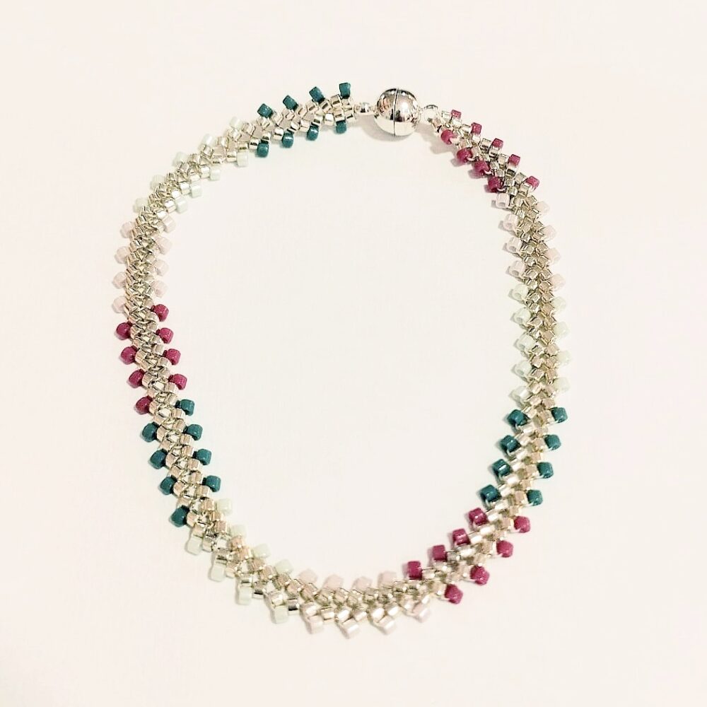 Pulsera espiga delica Miyuki (cherry/eucalipto)